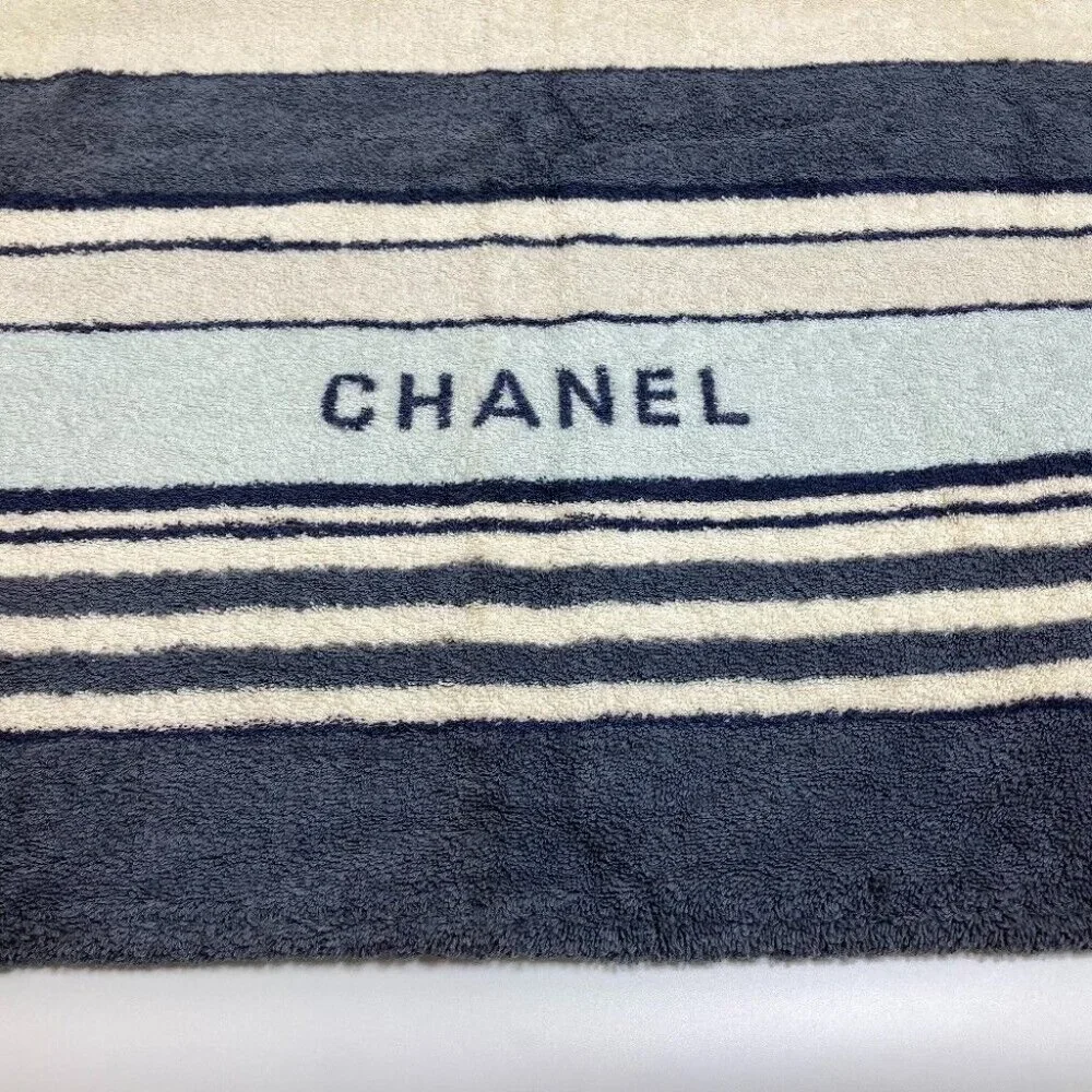 CHANEL border bath towel Beach towel towel cotton Ivory x Blue Based